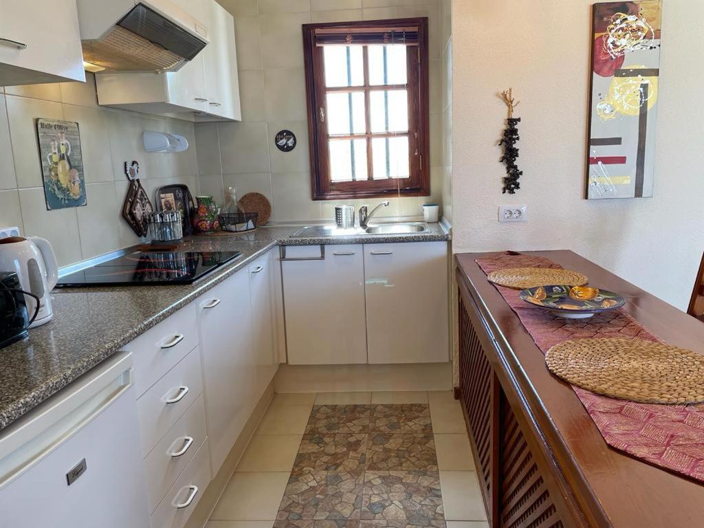 The White Dragos With Ocean View - Ac - Private Pool Διαμέρισμα Tías Εξωτερικό φωτογραφία